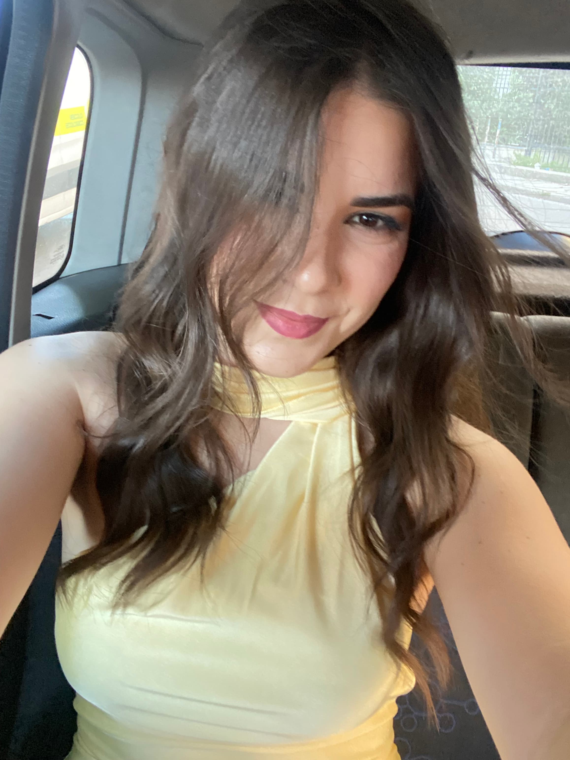 Hostess Giulia A.