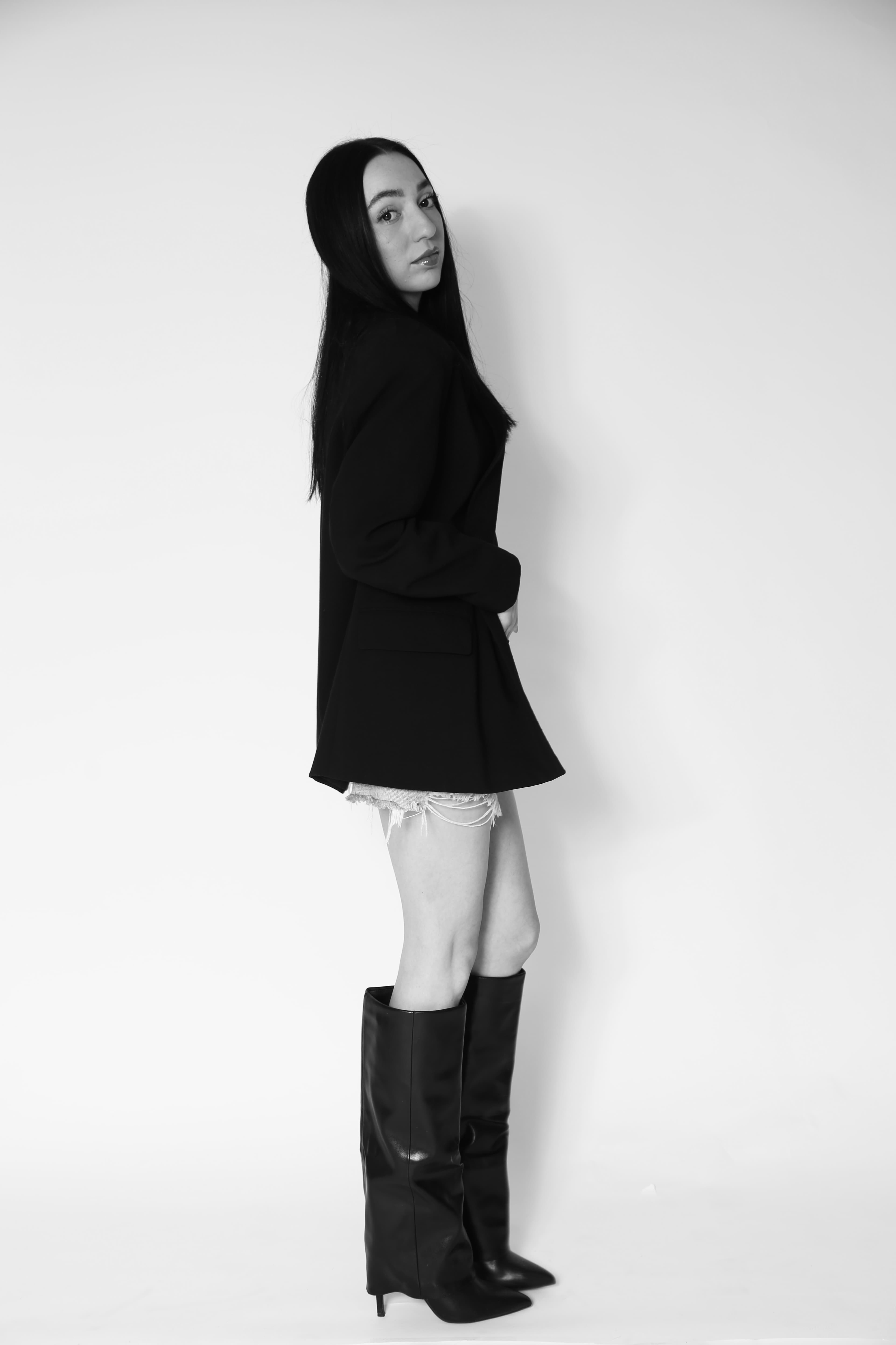 ALICE M. — foto