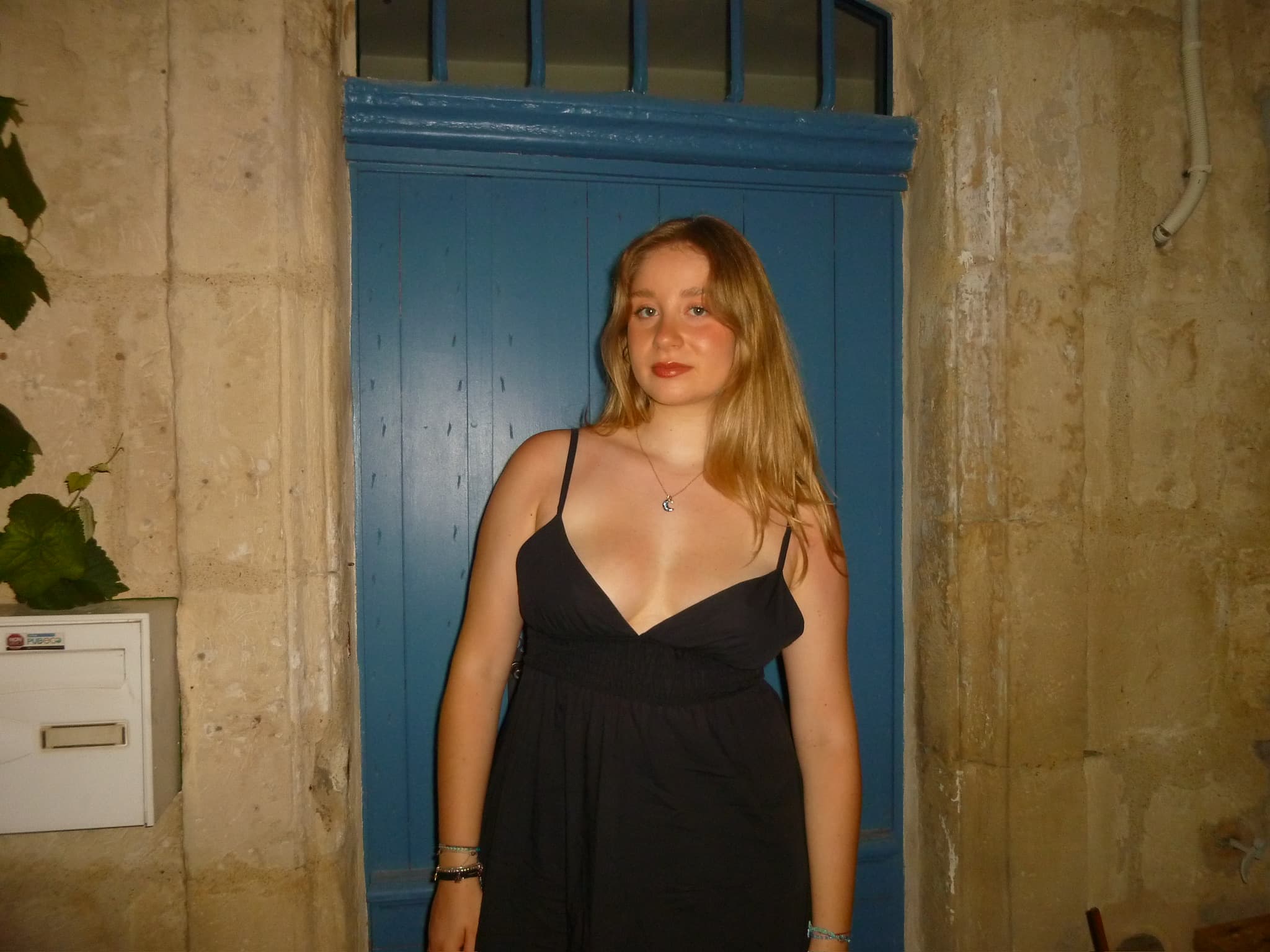 Hostess Beatrice V.