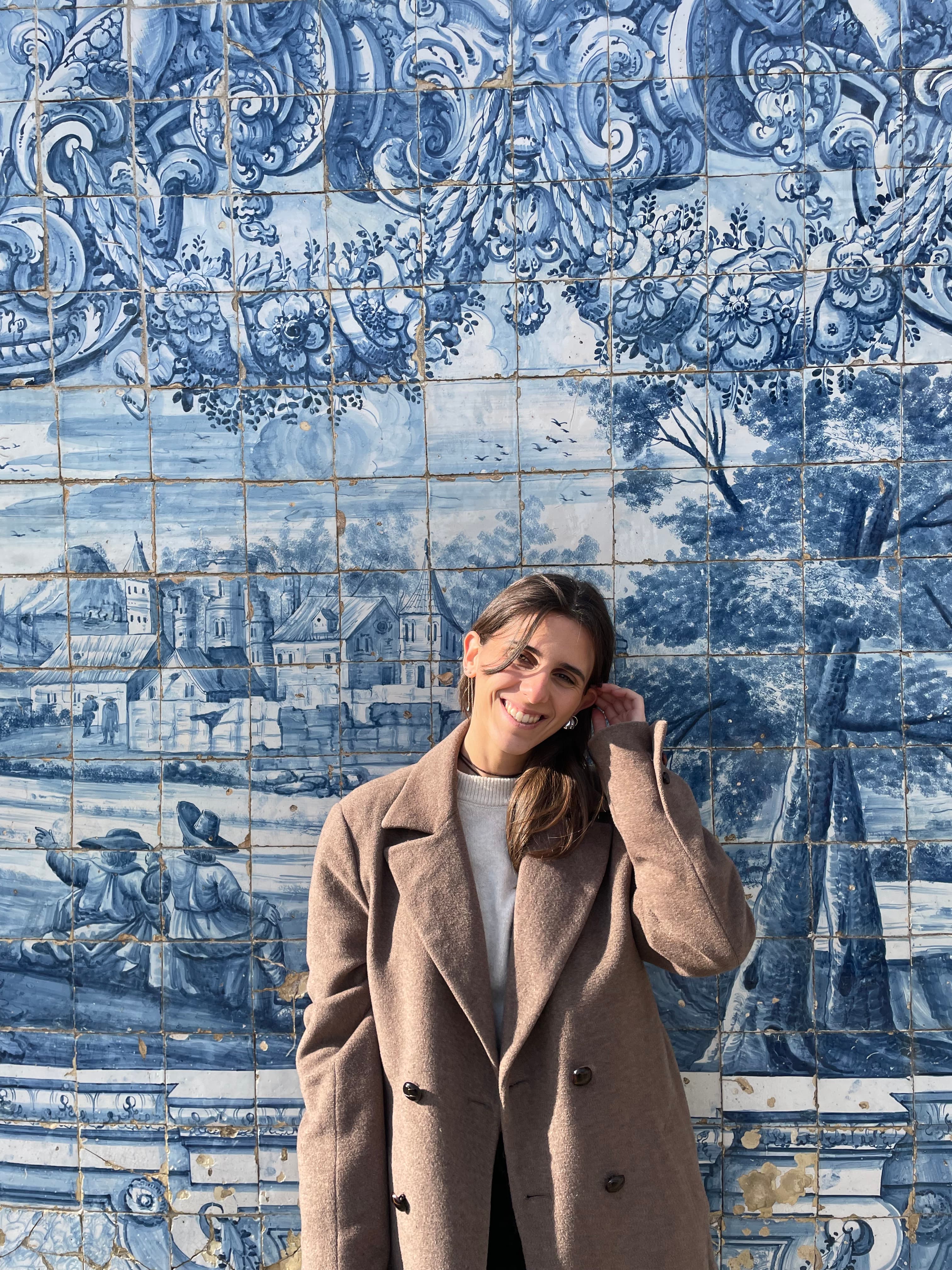 Hostess Martina M.