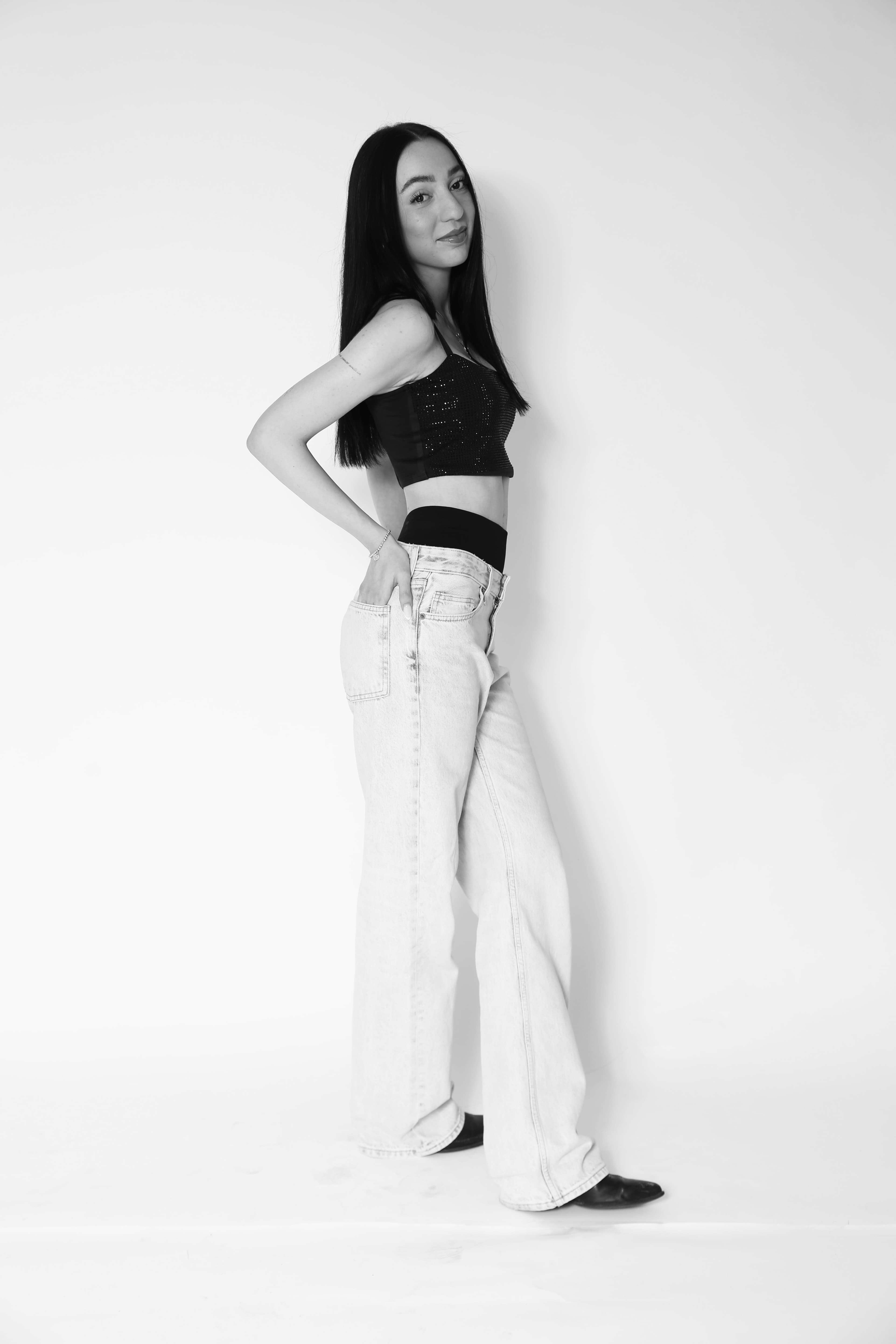 ALICE M. — foto
