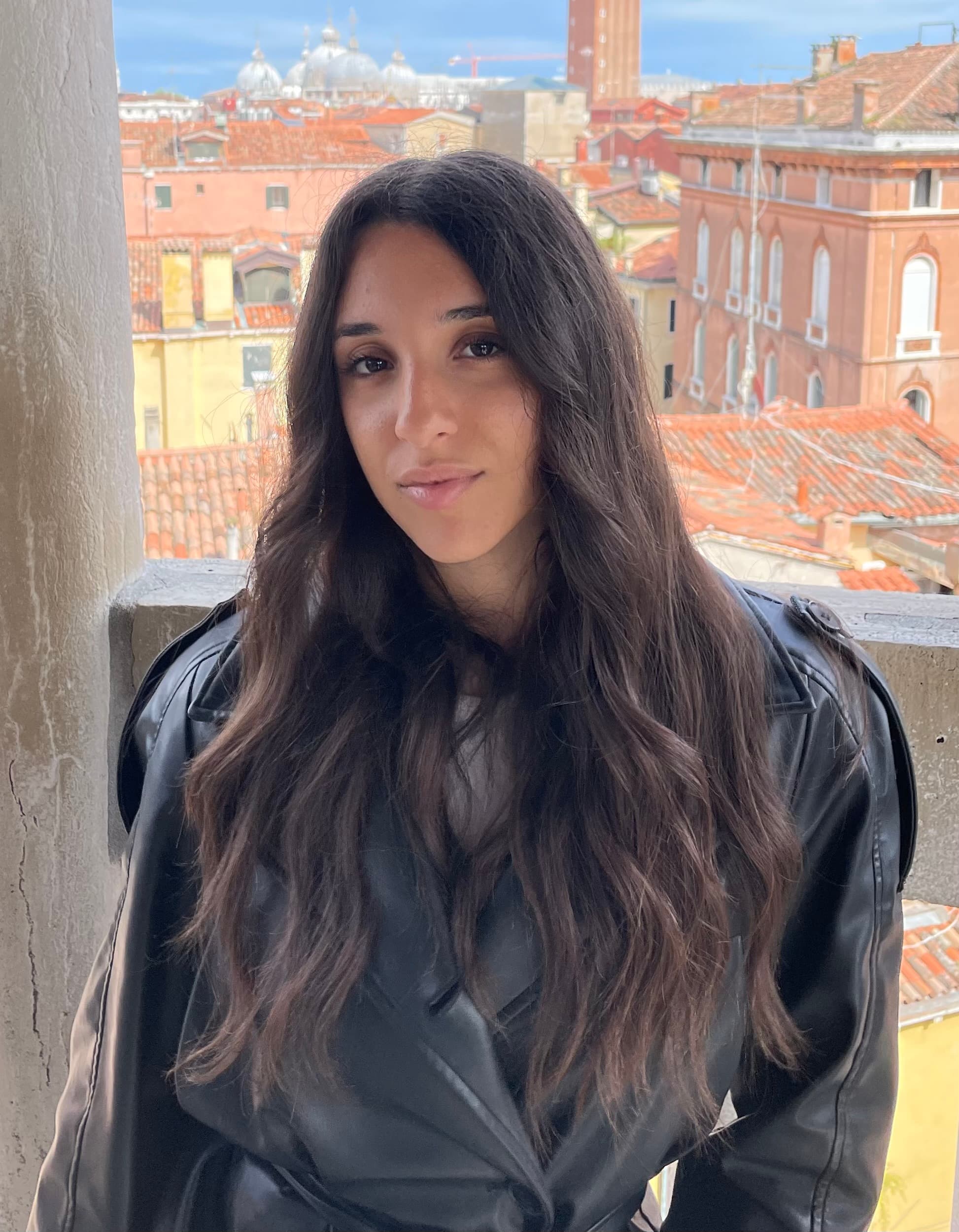 Hostess Martina R.