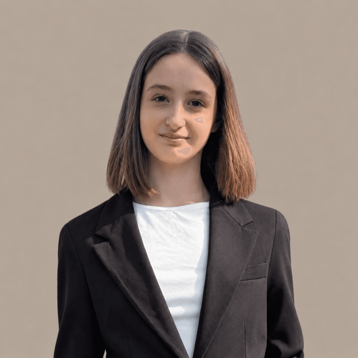 Hostess Arianna S.