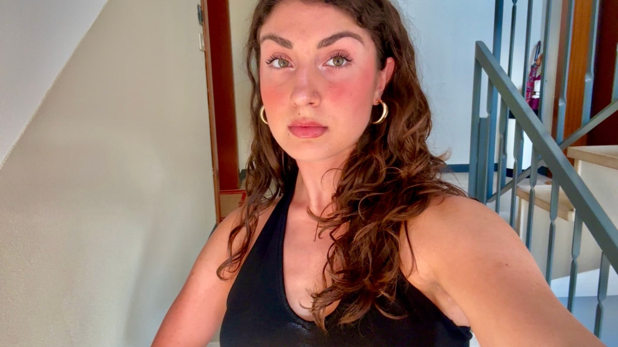 Hostess Silvia F.